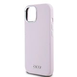 DKNY flydende silikone lille metal logo MagSafe Case til iPhone 15 Plus / 14 Plus - Pink