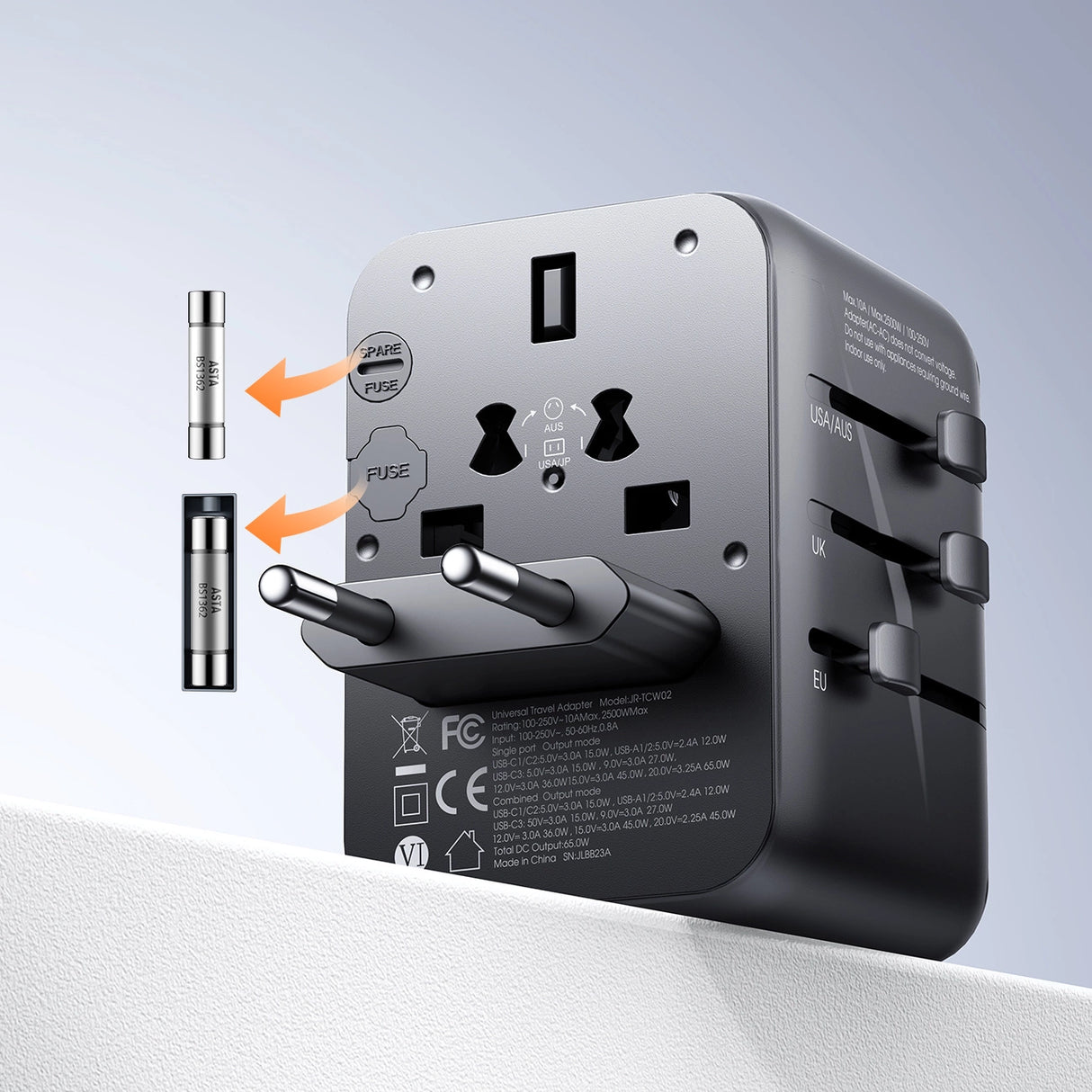 Joyroom JR-TCW01 Travel Adapter Universal 17W EU / US / UK / JP / AU / CN - sort