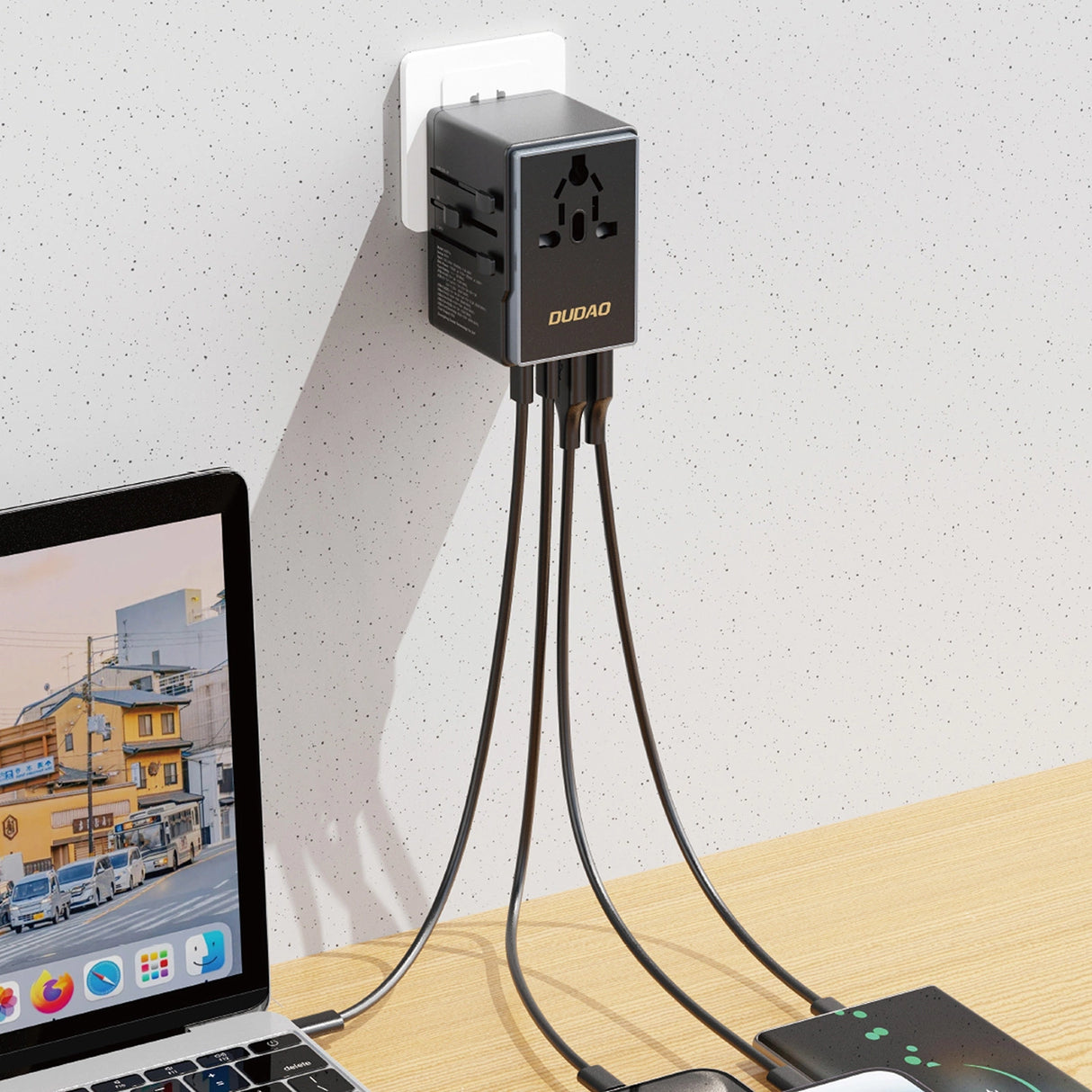 Dudao A65Pro 65W EU / US / JP / AUS / UK rejseadapter 2x USB-C 2x USB-A - sort