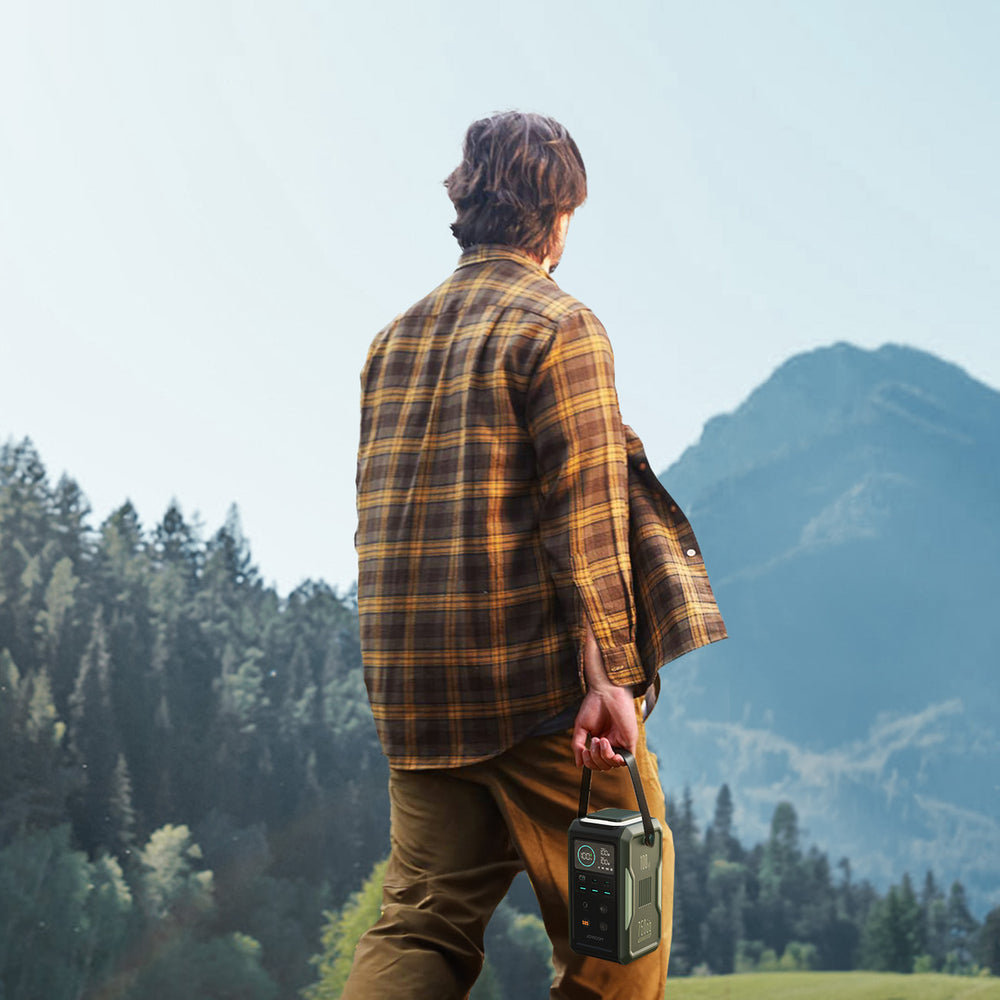 Powerbank Joyroom JR-PBF10 75000mAh 100W 3x USB-C 3x USB-A med foldelig lommelygte og håndtag - grønt