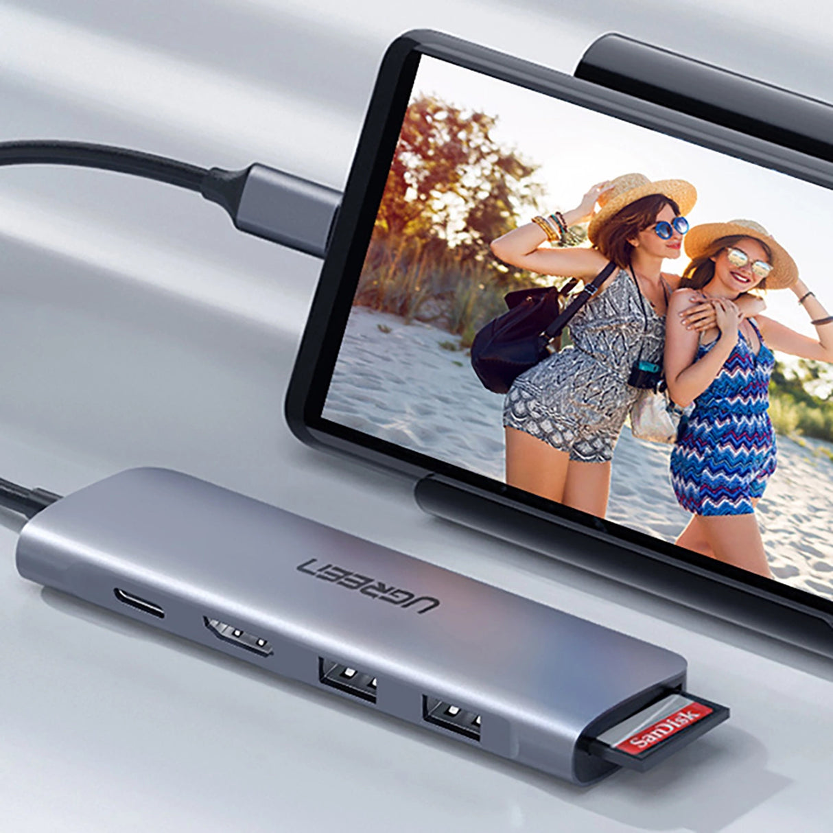 Ugreen CM195 6in1 adapter USB-C - HDMI / 2x USB-A 3.0 / USB-C PD / SD / TF-læser - grå