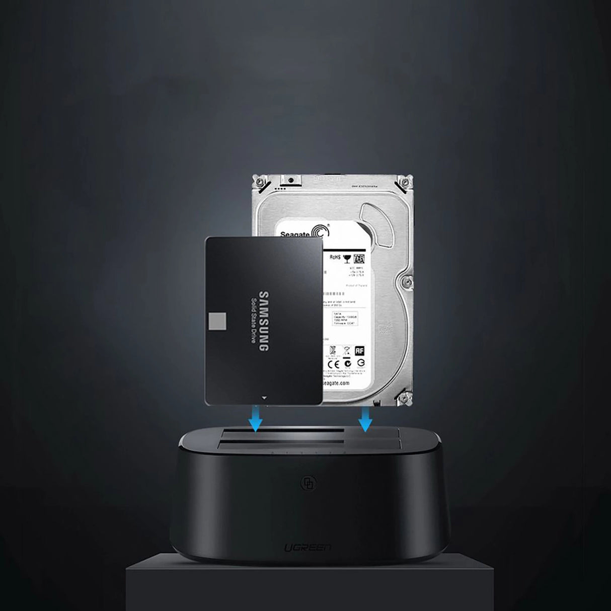 Ugreen CM198 50857 docking station med USB 3.0 til SATA 2.5" 3.5" SSD HHD drev, EU strømforsyning - sort