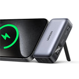 Ugreen PB503 5000mAh powerbank med USB-C-port og integreret USB-C-stik - grå