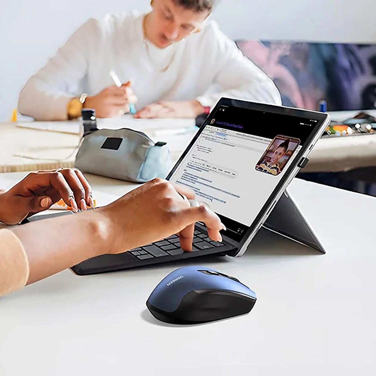 Ugreen MU006 optisk trådløs USB-mus 2,4 GHz 4000 DPI - blå