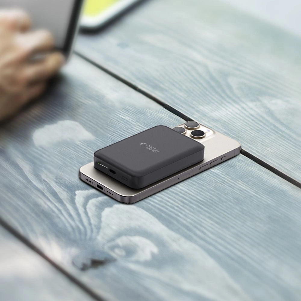 Tech-Protect LifeMag PB11 Powerbank med MagSafe 10000mAh 15W USB-C-port - sort + USB-C-kabel