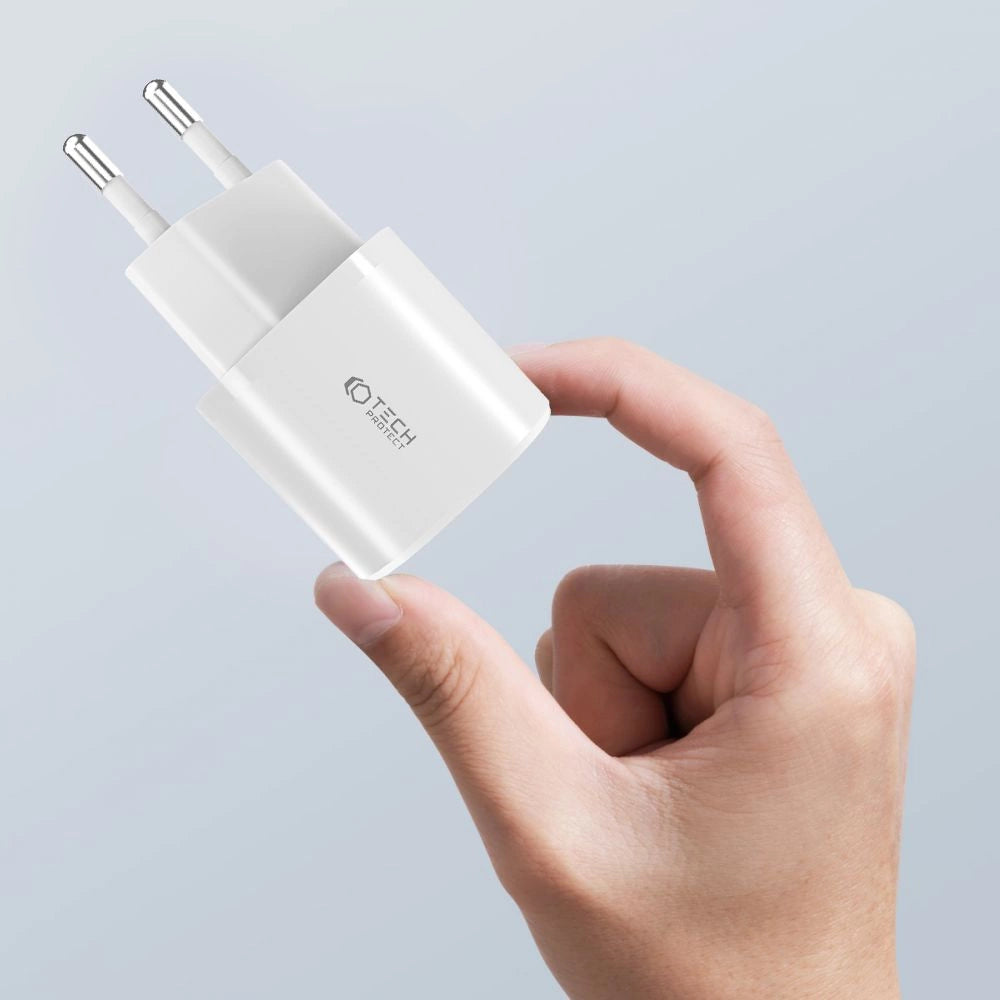 Tech-Protect C20W oplader mini USB-C PD 20W / USB-A QC 3.0 - sort
