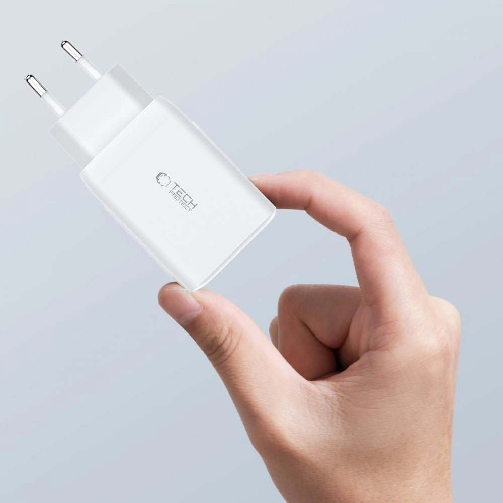 Tech-Protect C65W oplader 2x USB-C PD 65W / USB-A QC 3.0 - sort