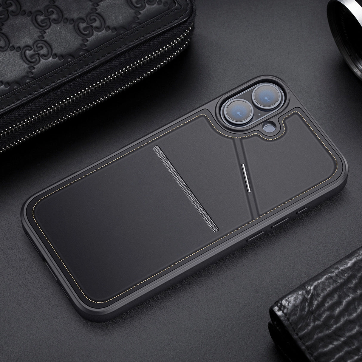 Dux Ducis Rafi II Mag Case with MagSafe for iPhone 16 - Black