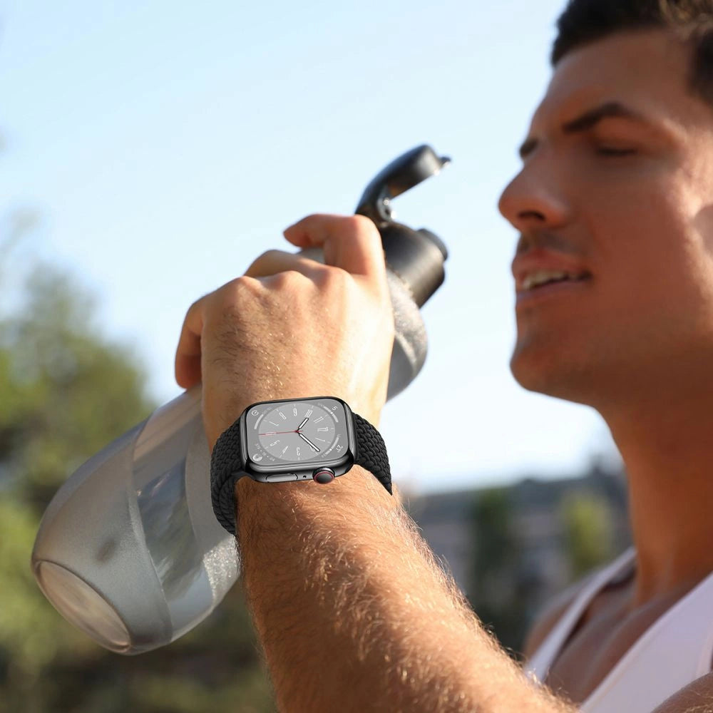 Tech-Protect Nylonmag Strap til Apple Watch 4 / 5 / 6 / 7 / 8 / 9 / SE (38 / 40 / 41 mm) - sort