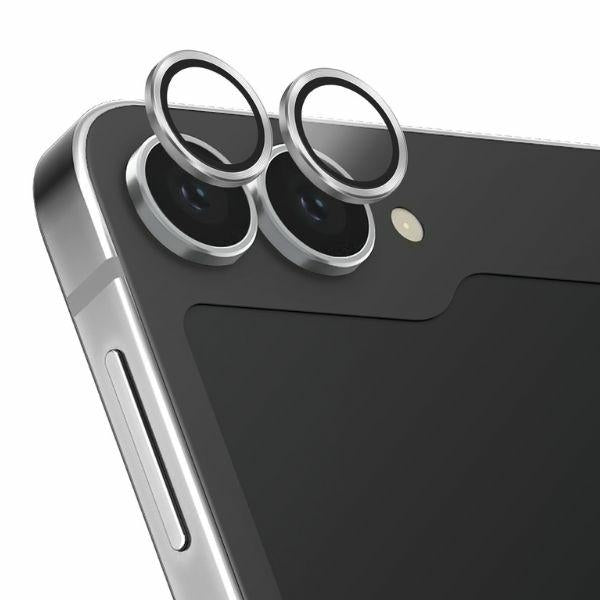 Uniq Optix Auminium tempereret glas til objektiv med applikator til Samsung Galaxy Z Flip 6 - Silver