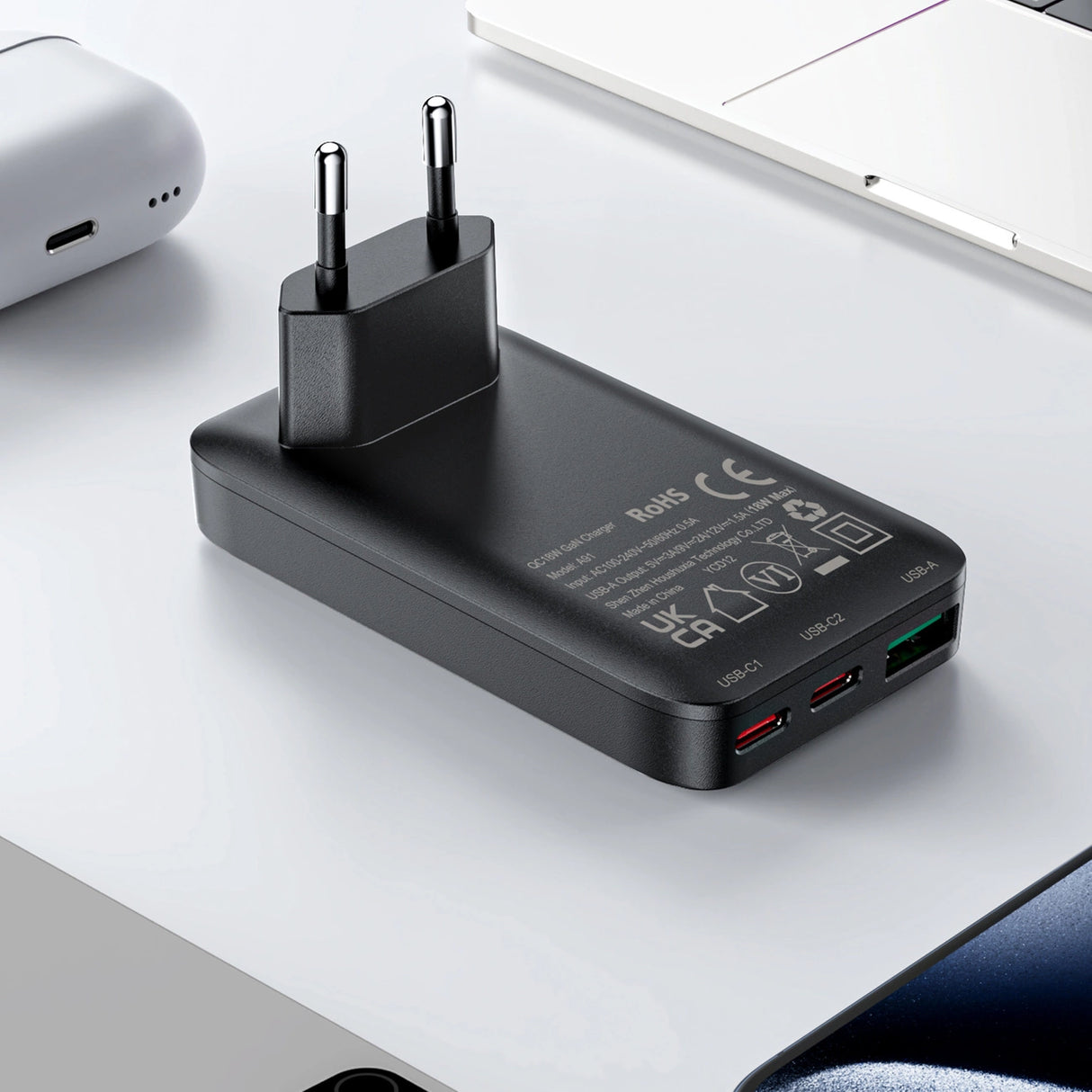 Acefast A100 65W GaN 2 USB-C+ USB-A oplader Ultra Slim - sort