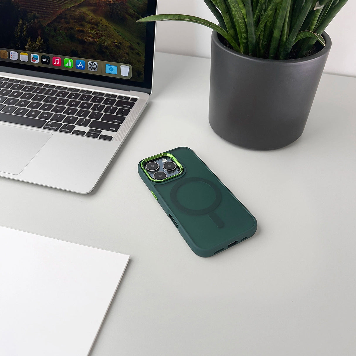 Wozinsky Fashion Case med MagSafe til Samsung Galaxy S24 FE - Grøn