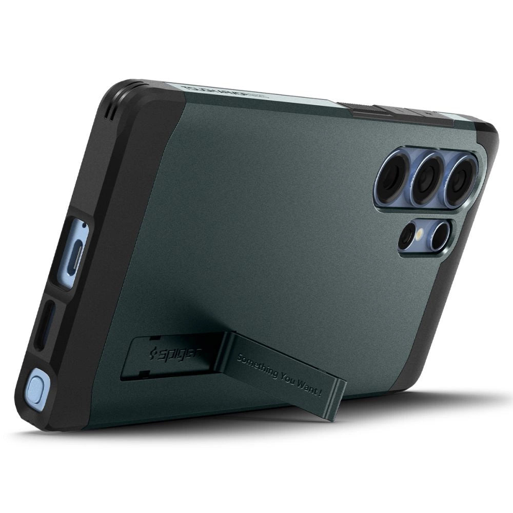 Spigen Tough Armor MagSafe Case til Samsung Galaxy S25 Ultra - Grøn