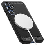 Spigen Rugged Armor Mag MagSafe Case til Samsung Galaxy S25 - Matte Black