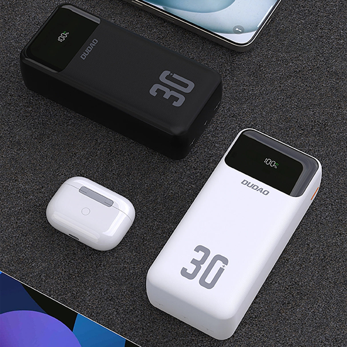 Dudao K15MAX 30000mAh PD 22.5W Powerbank med indbyggede kabler - hvid