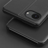 Eco Leather View Case, en elegant æske med flap og stativ til iPhone 16e / 17e - sort