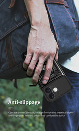 Hybrid Armor Camshield iPhone 17 Case med Stand og Camera Cover - sort