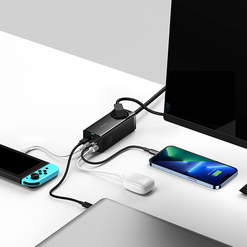 Baseus GaN3 Pro 65W EU-opladningsstation + 2 x USB-C + 2 x USB-A med Baseus Xiaobai USB-C 100W 1m kabel - sort