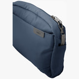 Uniq Arden Sling 2L taske - blå