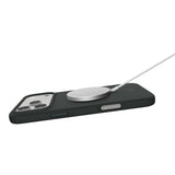 Spigen Silicone Fit MagSafe Case til iPhone 17 Pro - Grøn