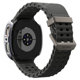 Spigen Bezel Tune Pro Pilot Cover til Samsung Galaxy Watch 8 44mm - Sølv
