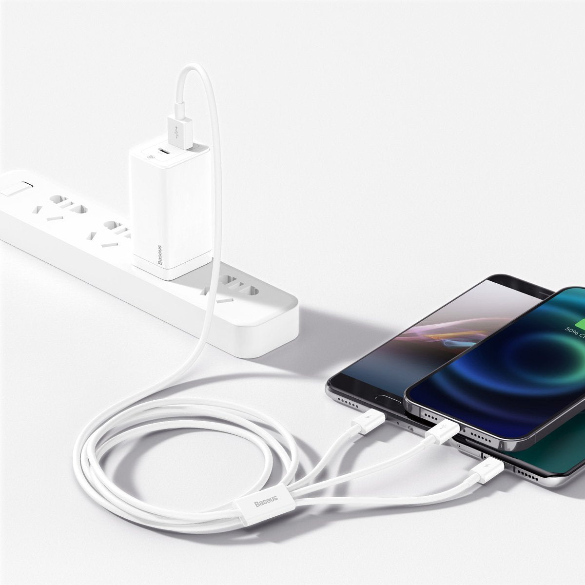 USB-kabel 3in1 Baseus Superior Series, USB til mikro USB / USB-C / Lightning, 3,5 A, 1,5 m (hvid)