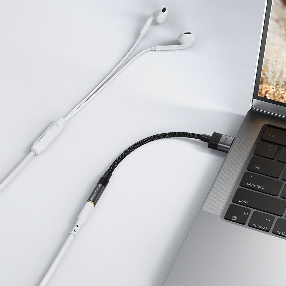 Acefast J13 USB-A til 3,5 mm mini-jack adapter - sort