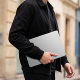 AmazingThing Titan Hardshell Case til MacBook Air M5 16" - Transparent