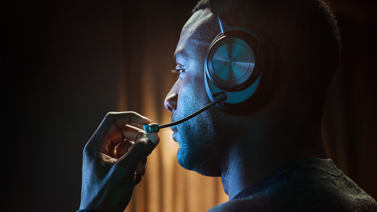 SteelSeries Arctis Nova Pro Wireless headset