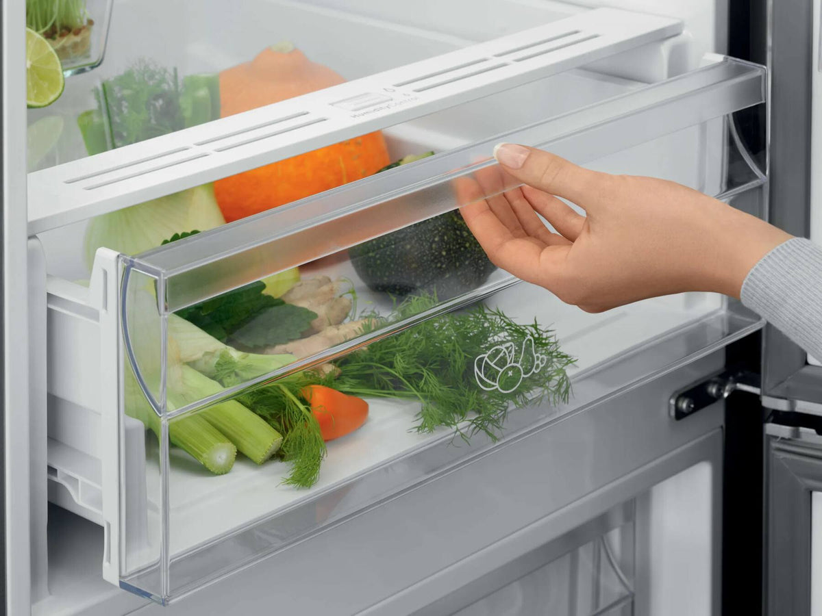 Electrolux LNT6ME36W2 Fritstående 366 L Hvid