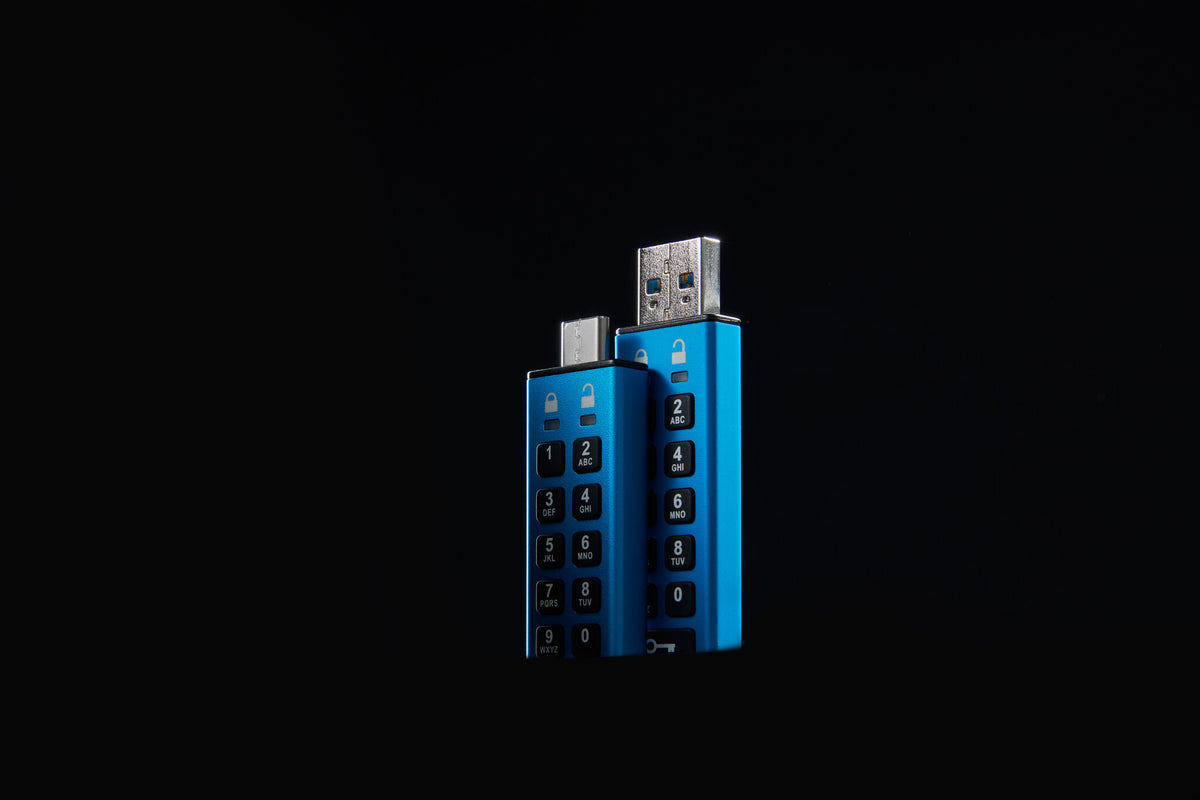Kingston Technology IronKey 256GB Keypad 200, FIPS 140-3 Lvl 3 AES-256 Encrypted