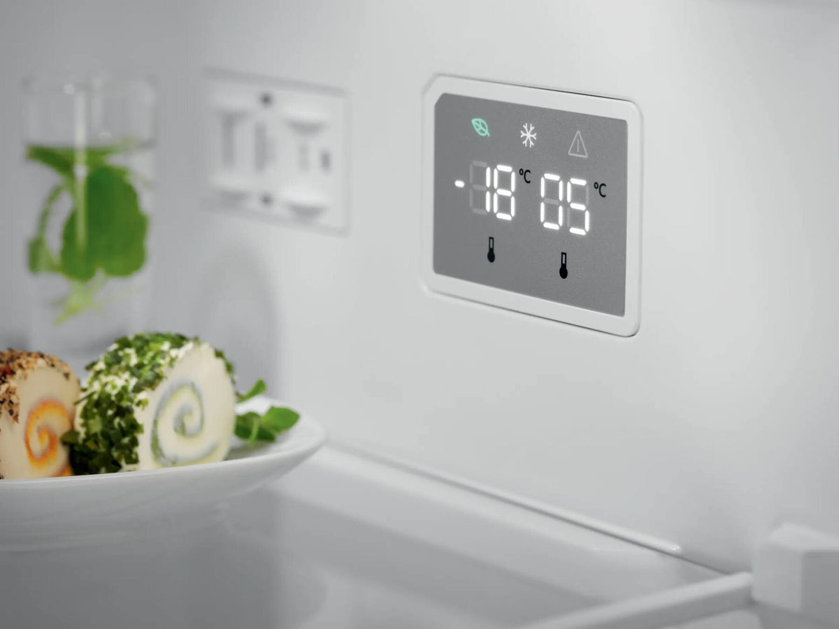 Electrolux LNT6ME36W2 Fritstående 366 L Hvid