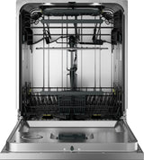 Asko Classic DBI4448ID.S integreret opvaskemaskine med front i rustfrit stål og med 8 Steel konstruktion samt et fleksibelt kurvesystem med en praktisk øverste bestikkurv til bestik og knive. Med en af markedets største indlæsningshøjder (58 cm) er der...