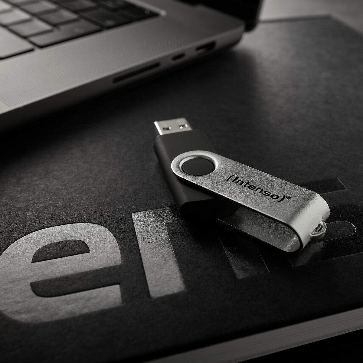 Intenso Pendrive 128GB Office Line USB 3.2, sort EU (3543491)