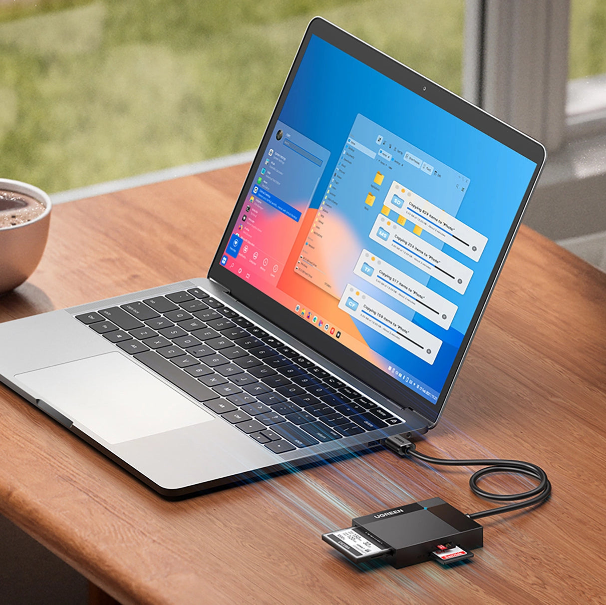 Ugreen CR125 30231 SD / micro SD / CF / MS hukommelseskortlæser med 1m USB 3.0-kabel - sort