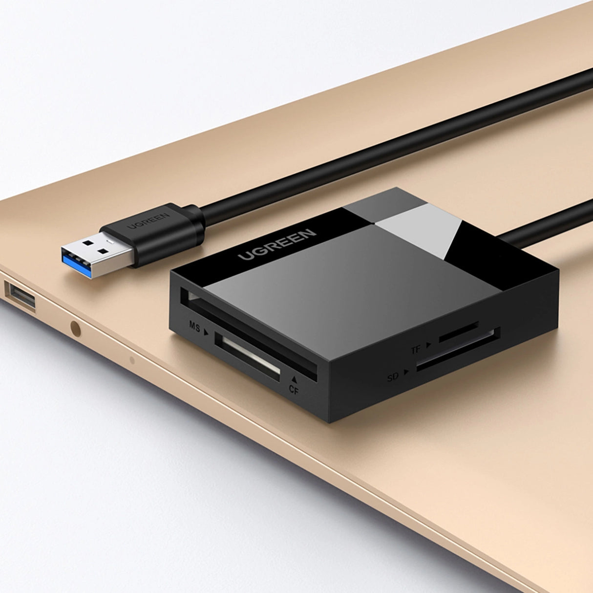 Ugreen CR125 30231 SD / micro SD / CF / MS hukommelseskortlæser med 1m USB 3.0-kabel - sort