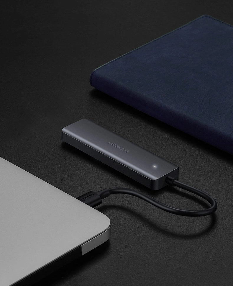 Ugreen USB HUB - 4x USB 3.2 Gen 1 med micro USB strømport grå (CM219 50985)
