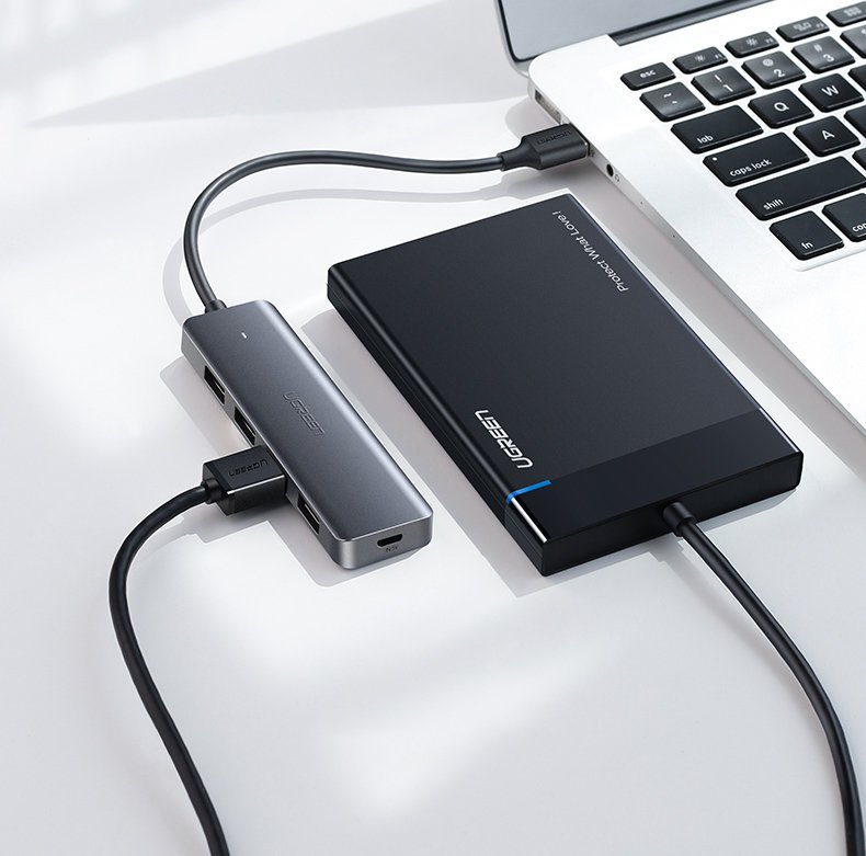Ugreen USB Type C HUB - 4x USB 3.2 Gen 1 med USB-C strømport grå (CM219 70336)