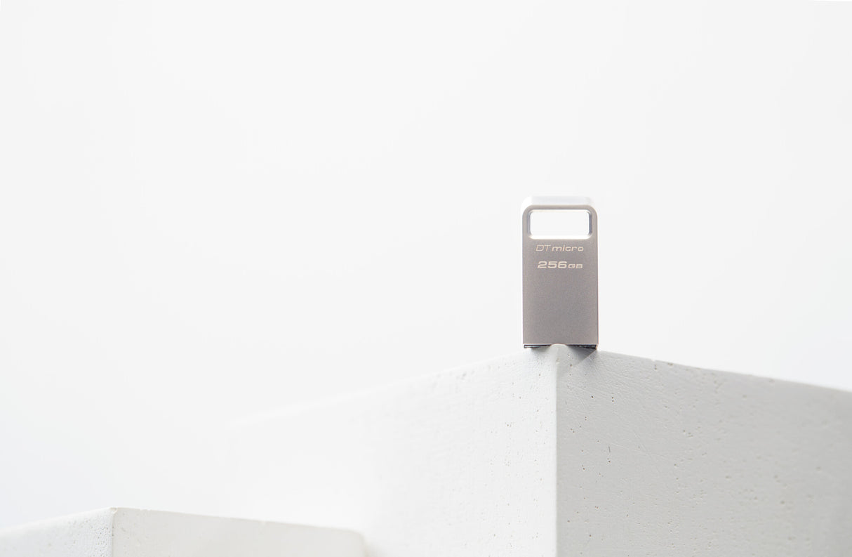 Kingston Technology DataTraveler 256 GB Micro 200MB/s Metal USB 3.2 Gen 1
