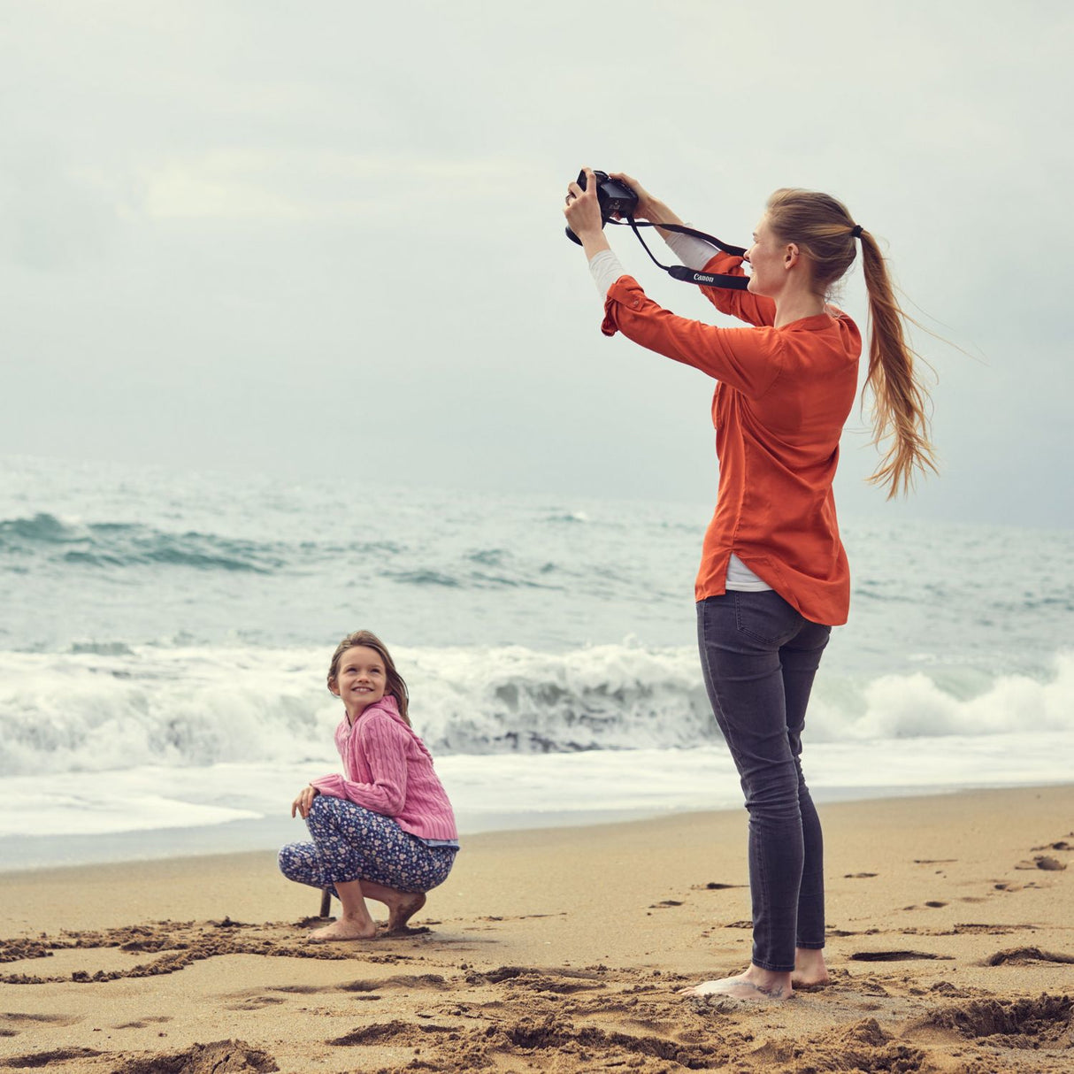 Canon EOS 250D 24.1Megapixel Sort Sort Digitalkamera