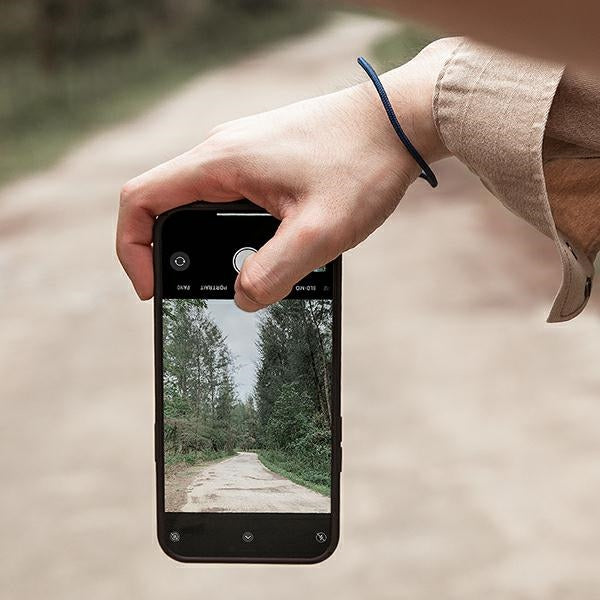 Uniq Heldro fodtøj til iPhone 12 / iPhone 12 Pro - sort camouflage