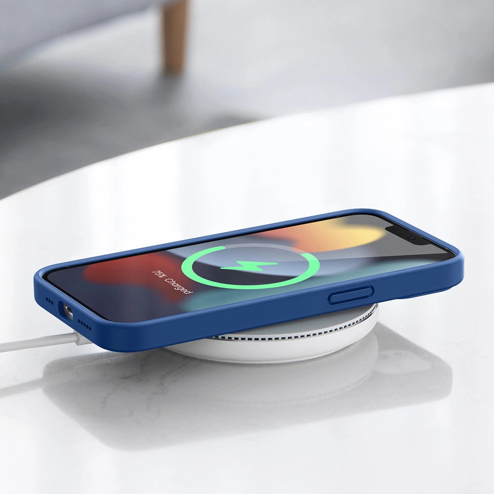 Ugreen beskyttende silikone Case gummi fleksible silikone cover til iPhone 13 Pro Max blå