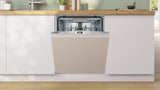 Bosch Serie | 4 Klasse D Til indbygning 46dB(A) Sølv