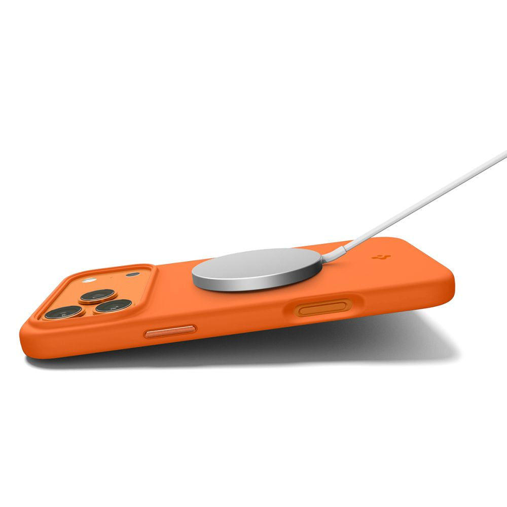Spigen Silicone Fit Mag Magsafe Iphone 17 Pro Max Cosmic Orange