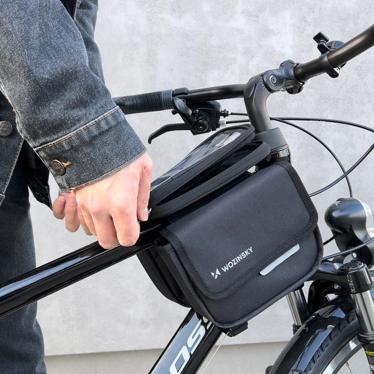 Wozinsky-ramme cykeltaske cykelkasse vandtæt telefonkasse 1,5 l sort (WBB26BK)