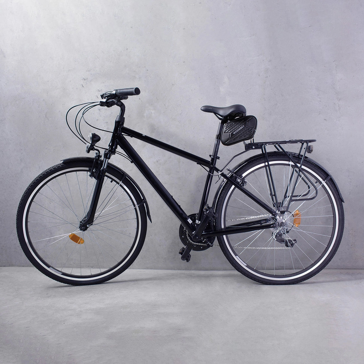 Wozinsky cykel sadel taske vandtæt 1,5 l sort (WBB27BK)