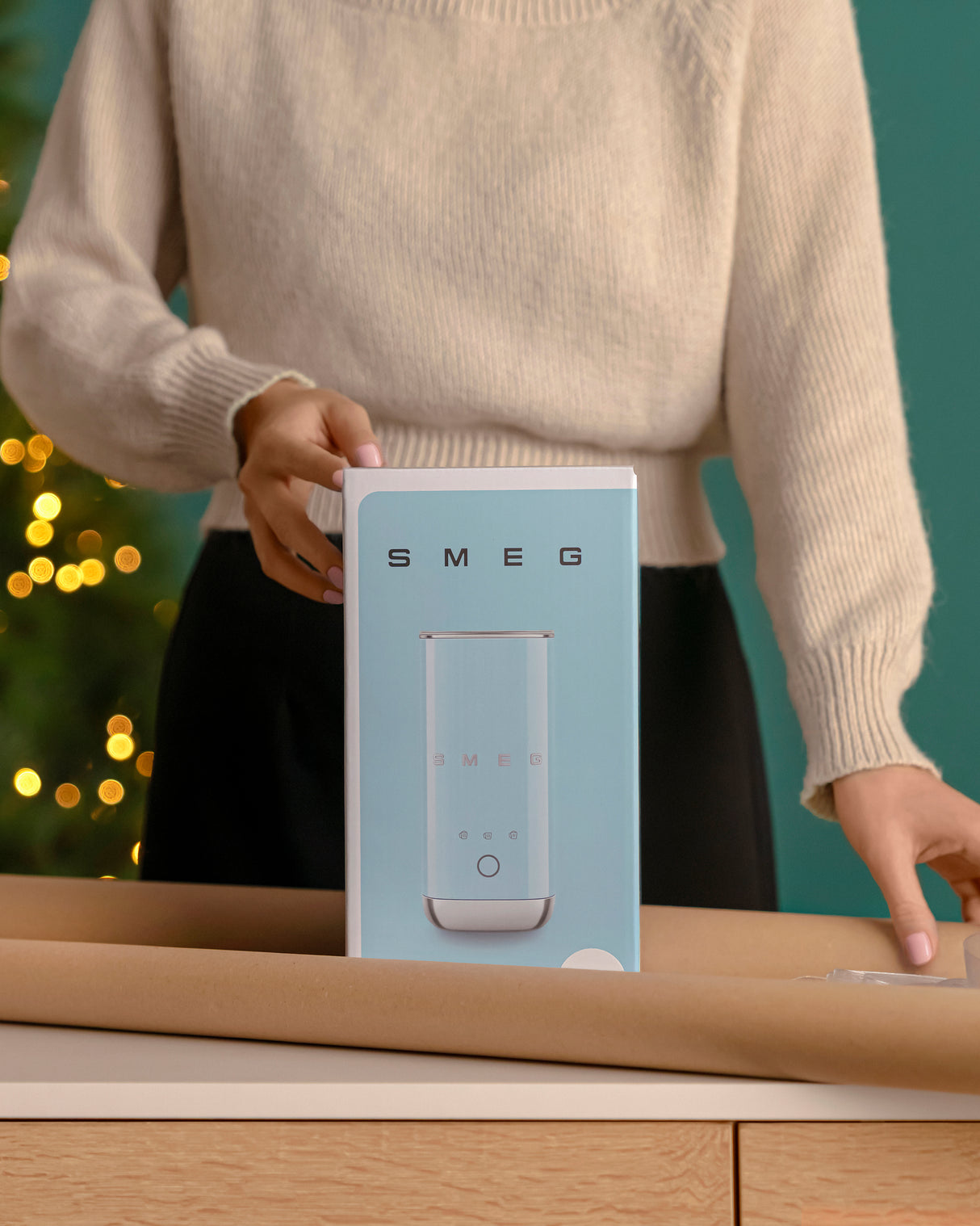Smeg MFF02BLEU mini mælkeskummer sort