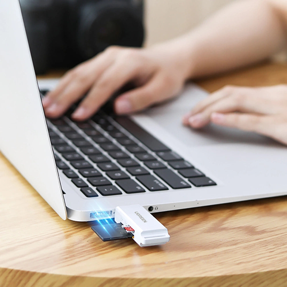 Ugreen Portable TF/SD Card Reader til USB 3.0 sort (CM104)