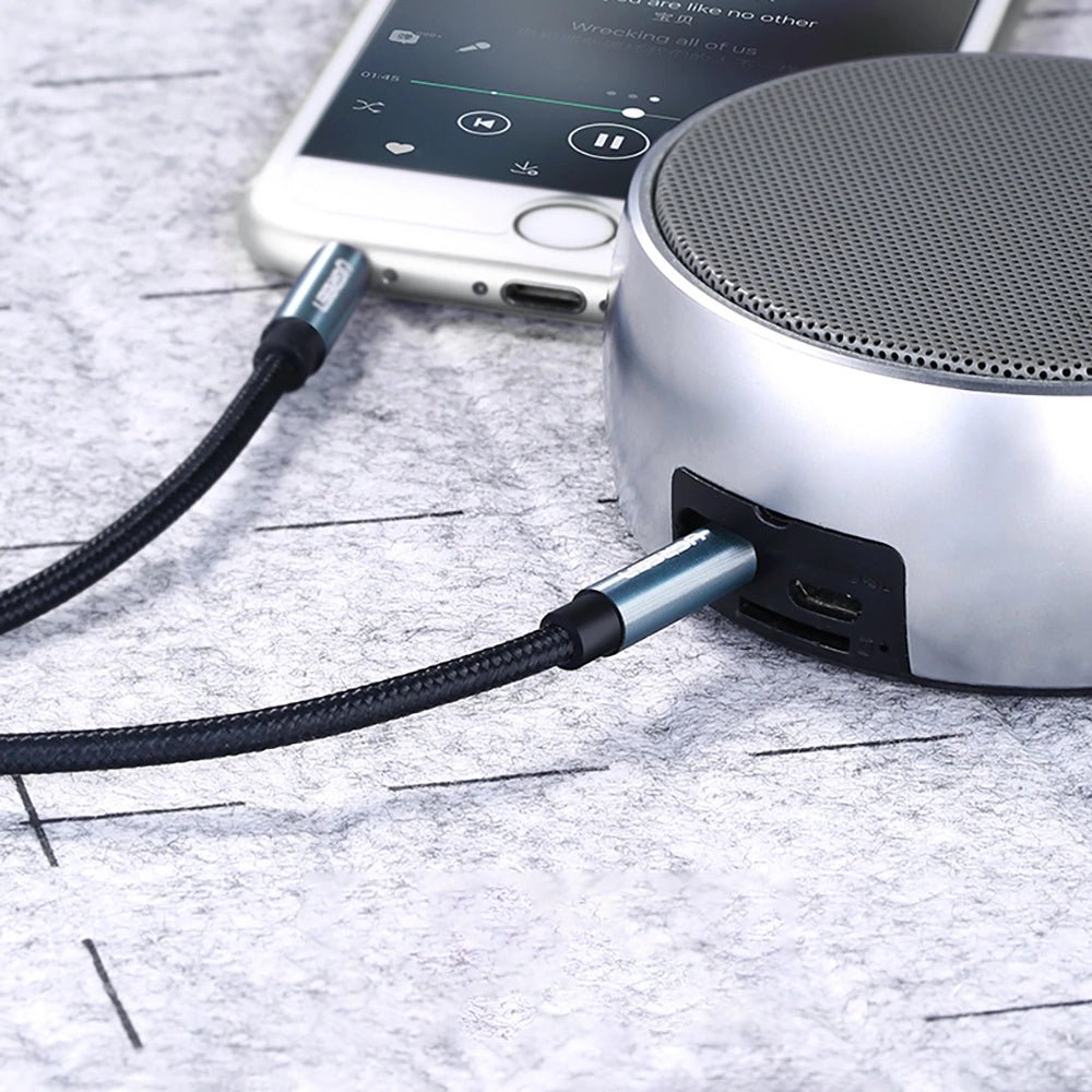 Grønne vinklet AUX-kabel 2 x mini jack 3,5 mm 1,5 m blå (AV112)