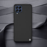 Nillkin Textured Case holdbar forstærket kuffert med gel ramme og nylon tilbage til Samsung Galaxy M53 5G sort